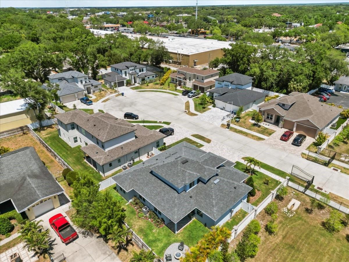 LAROCCA ESTATES - Residential