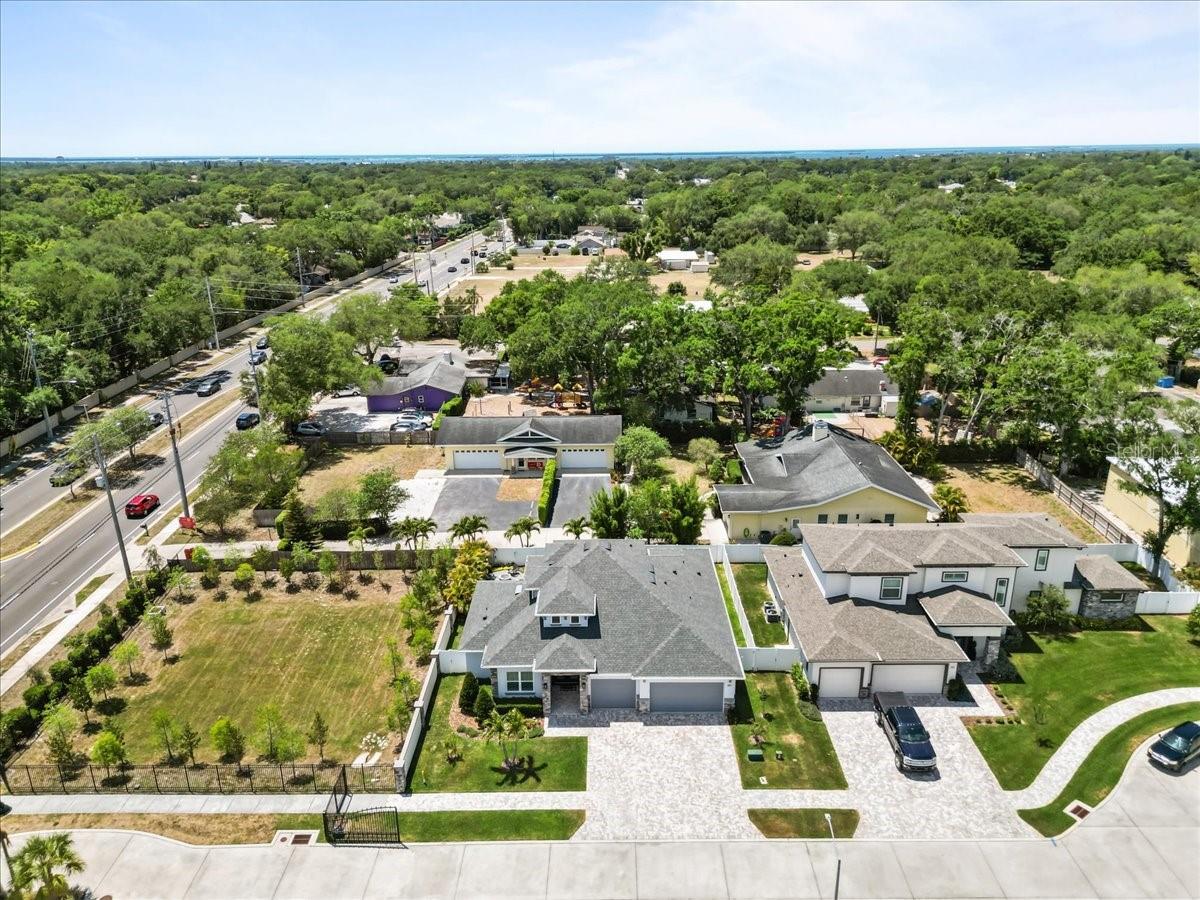 LAROCCA ESTATES - Residential