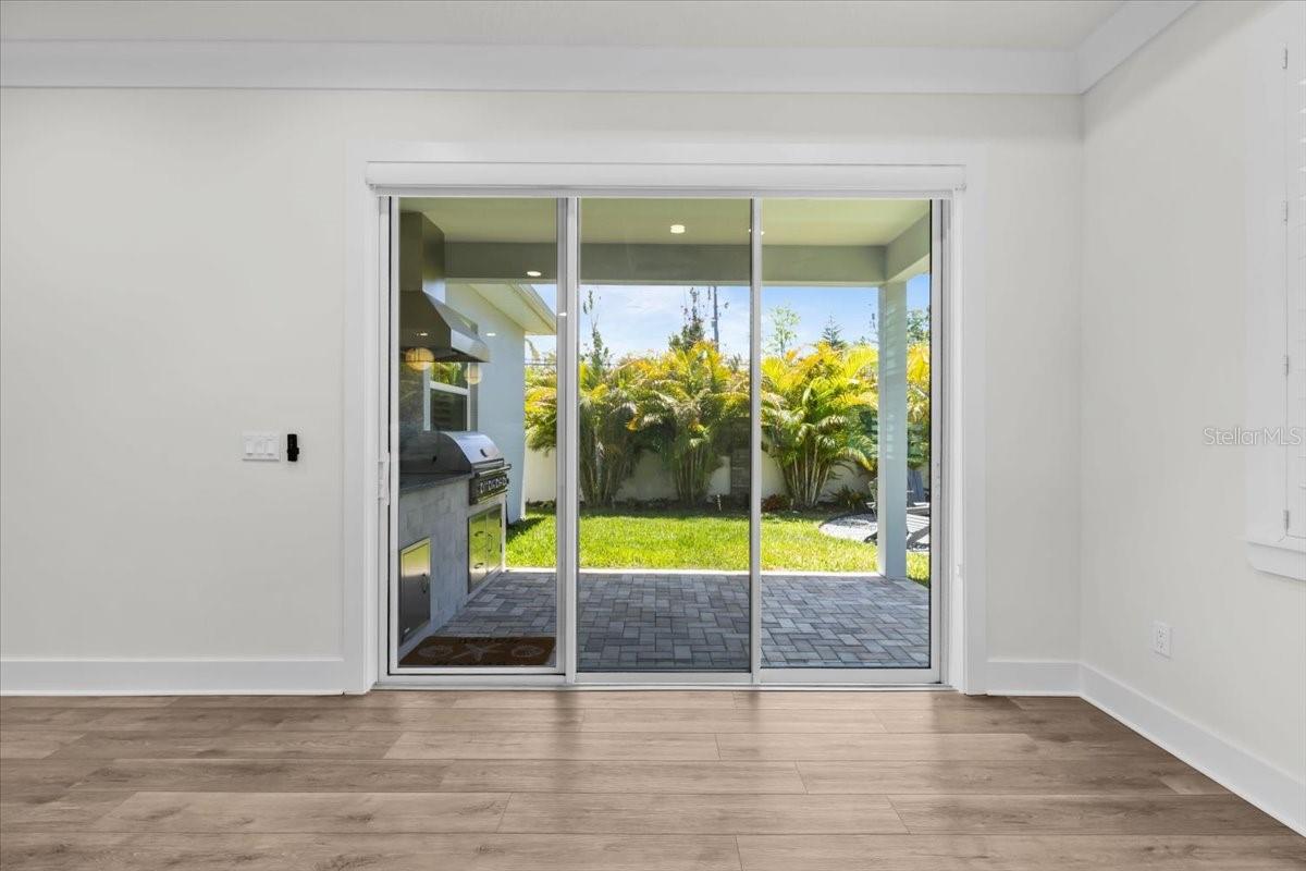 LAROCCA ESTATES - Residential