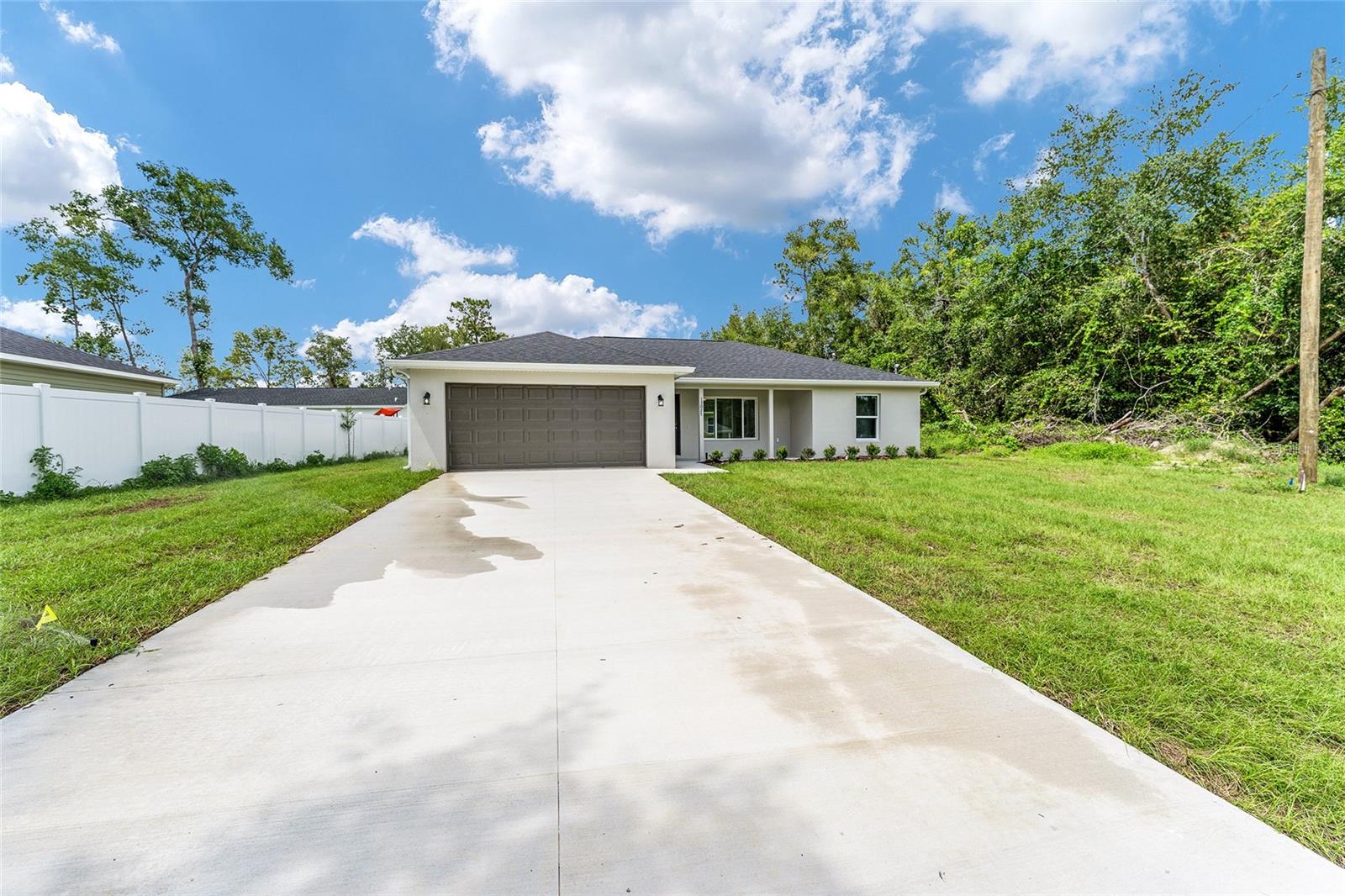 RAINBOW LAKES ESTATE - Residential