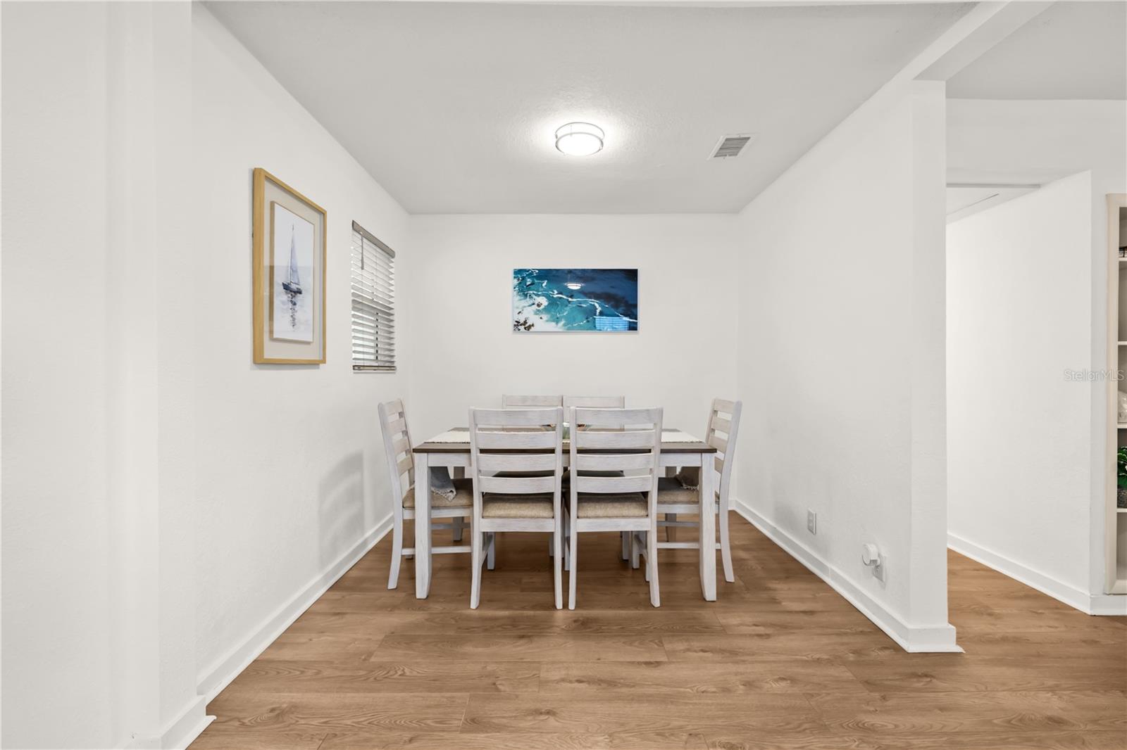 AZALEA GARDENS - Residential Lease