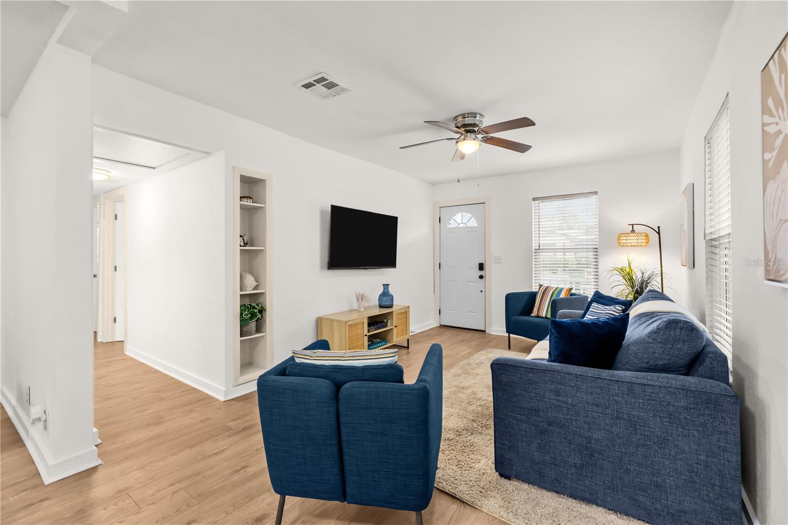 AZALEA GARDENS - Residential Lease