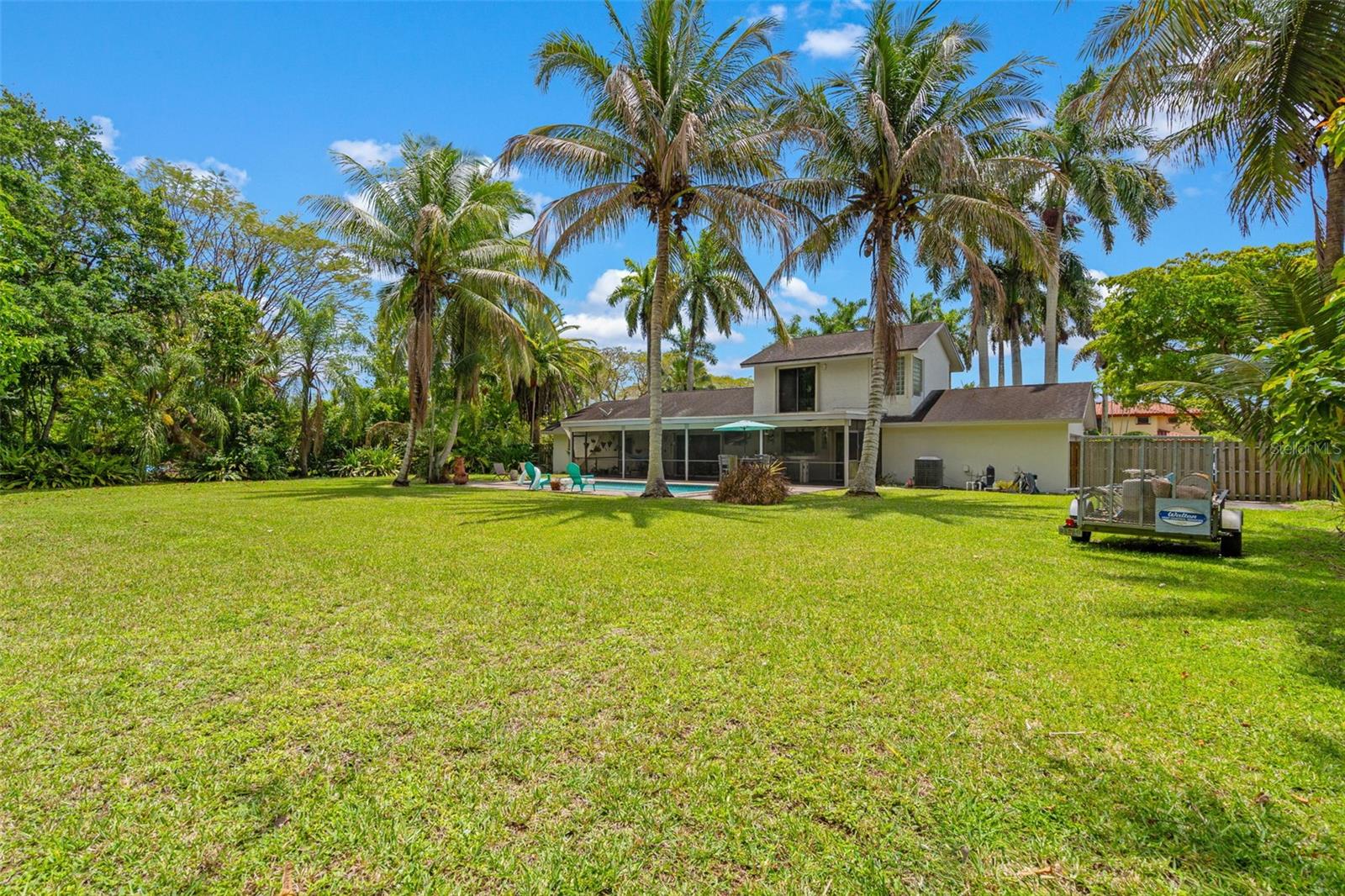 KINGS GROVE - Residential