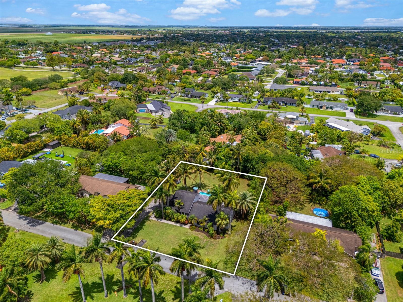 KINGS GROVE - Residential