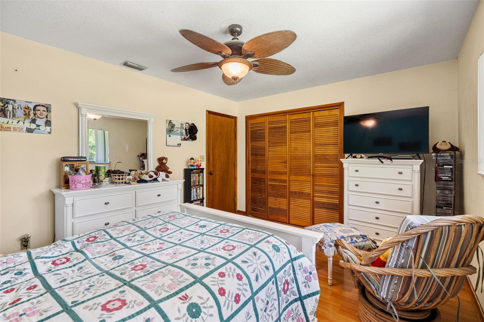 KINGS GROVE - Residential