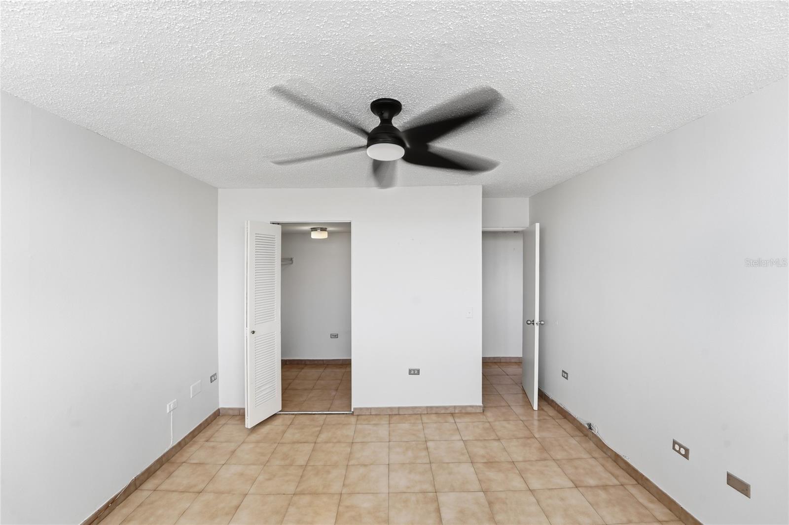 ISLA VERDE - Residential