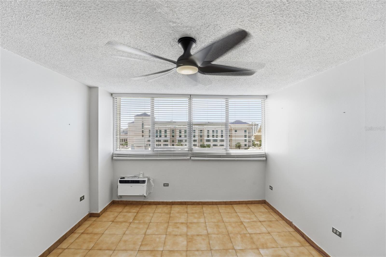 ISLA VERDE - Residential
