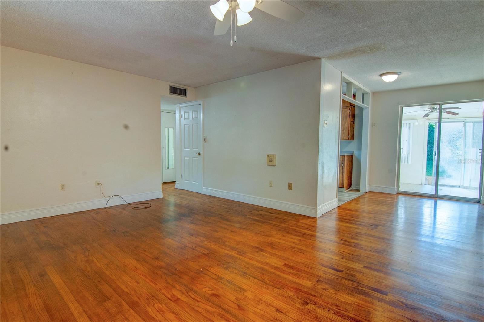 HEINZ COURT - Residential