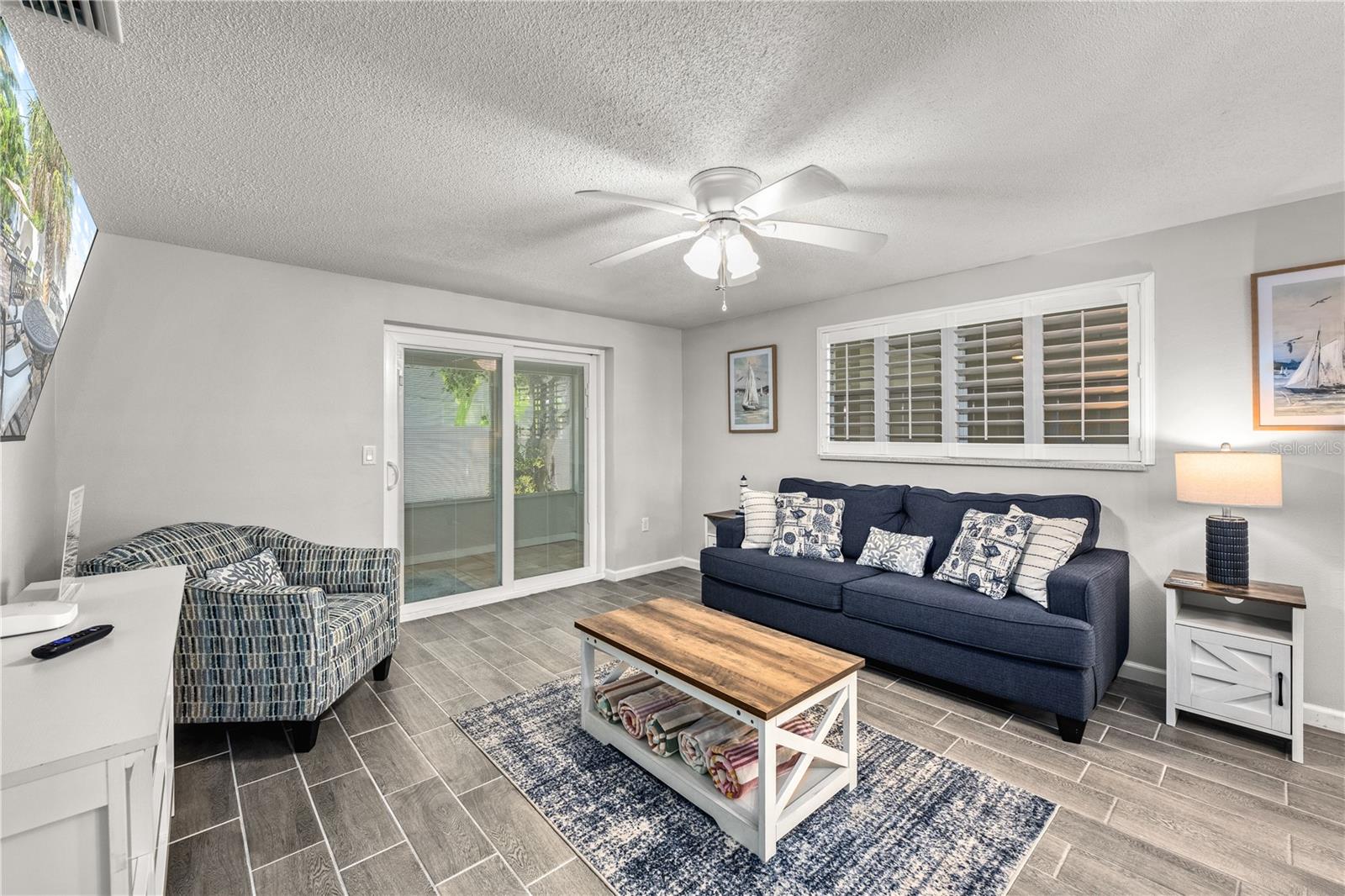 1123 CRESCENT STREET 1123/1125