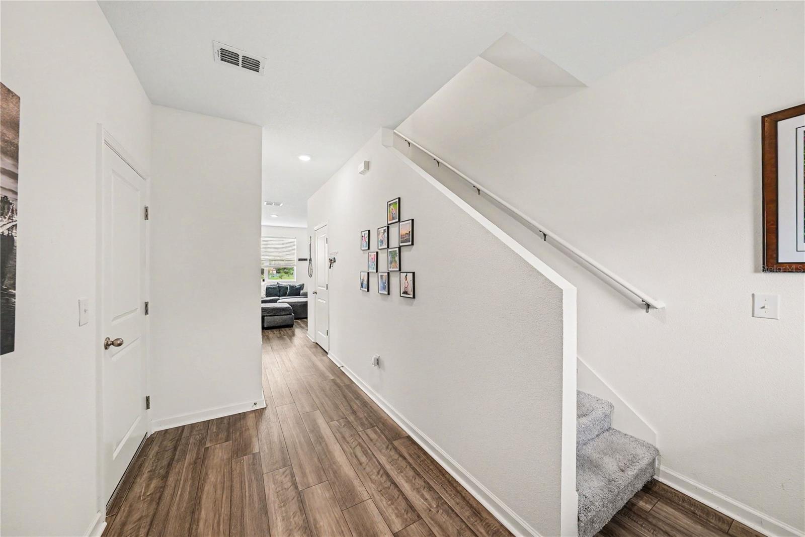 6272 BUCKET COURT