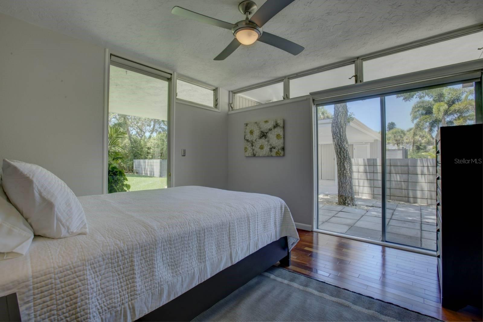 SARA SANDS - Residential Lease