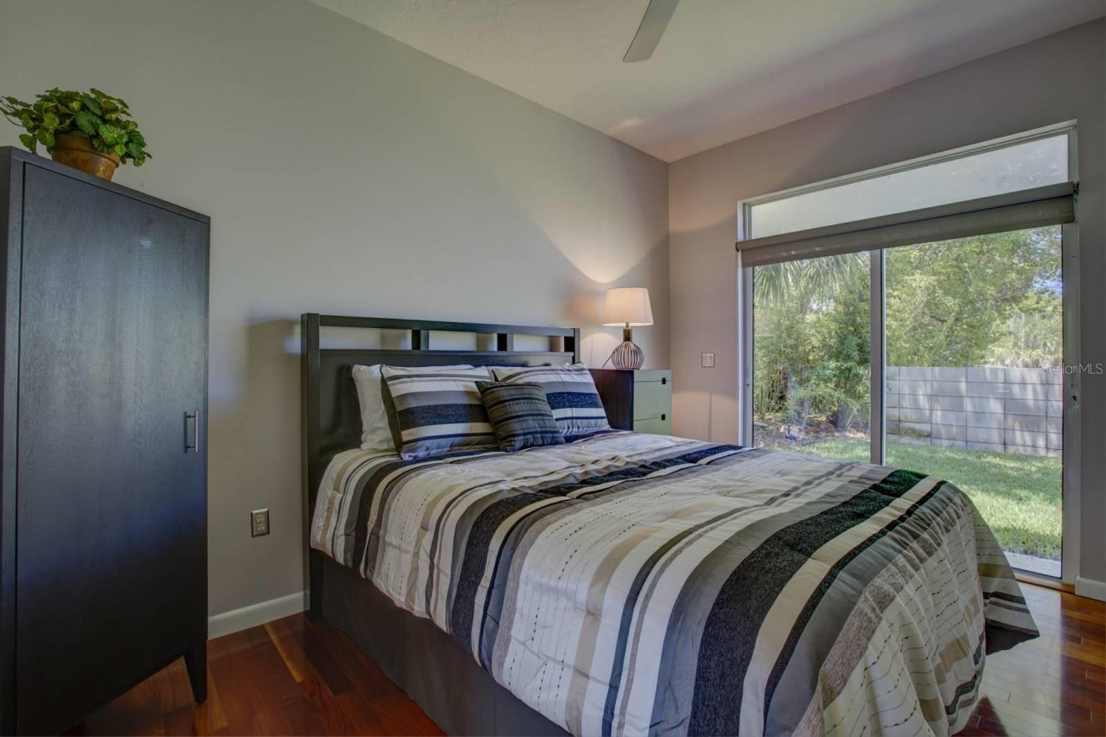 SARA SANDS - Residential Lease