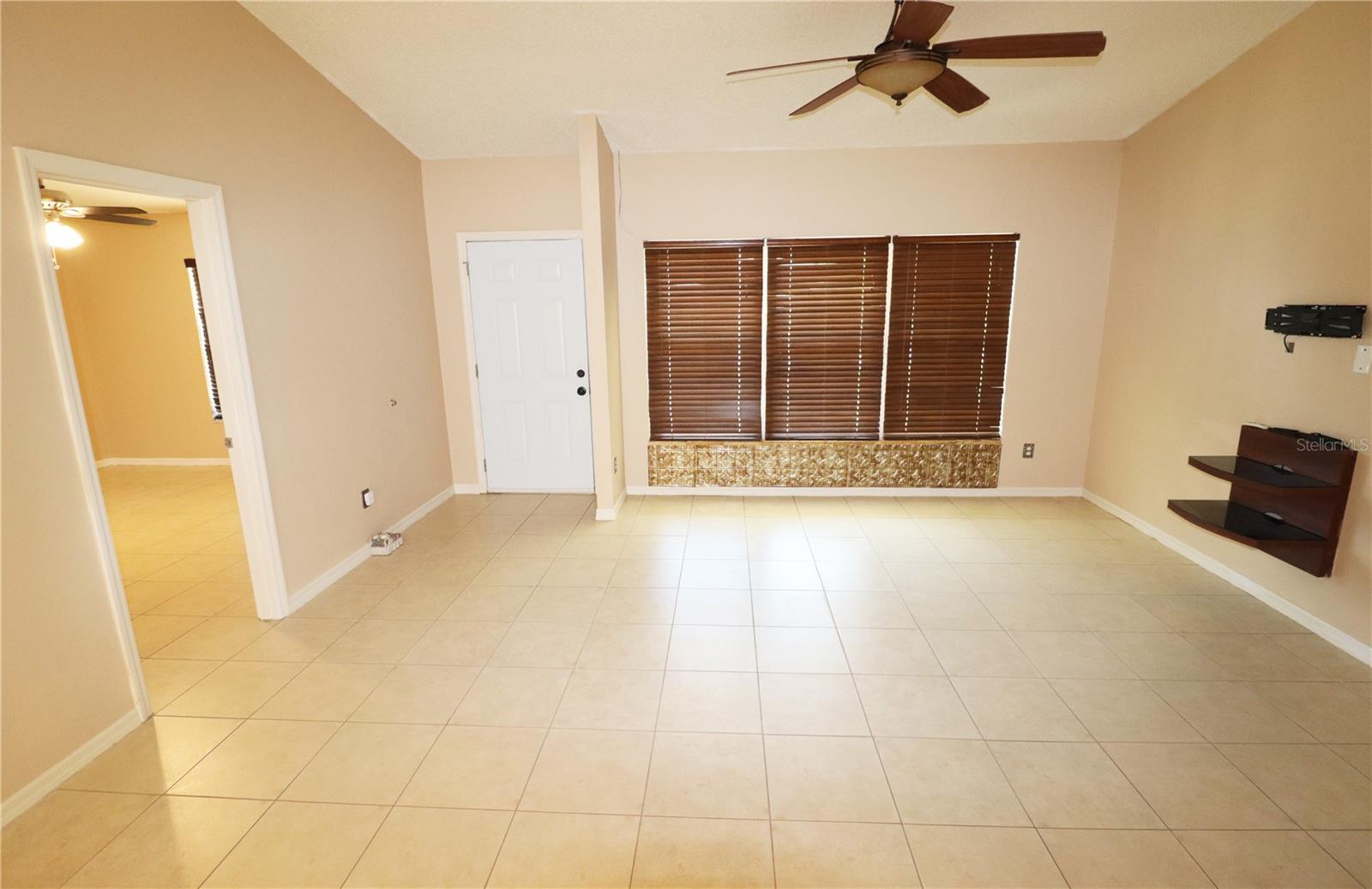2521 TAMARIND DRIVE