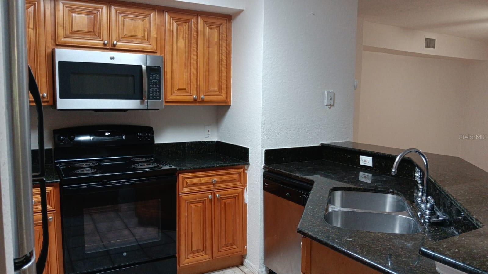 BONA VISTA CONDO - Residential Lease