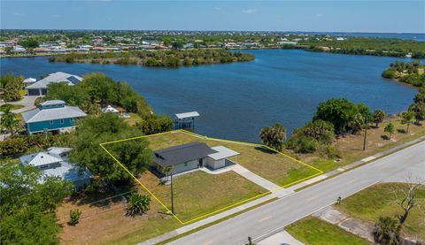 Photo of 3404 Lake View Boulevard, Port Charlotte, FL 33948 (MLS # C7525115)