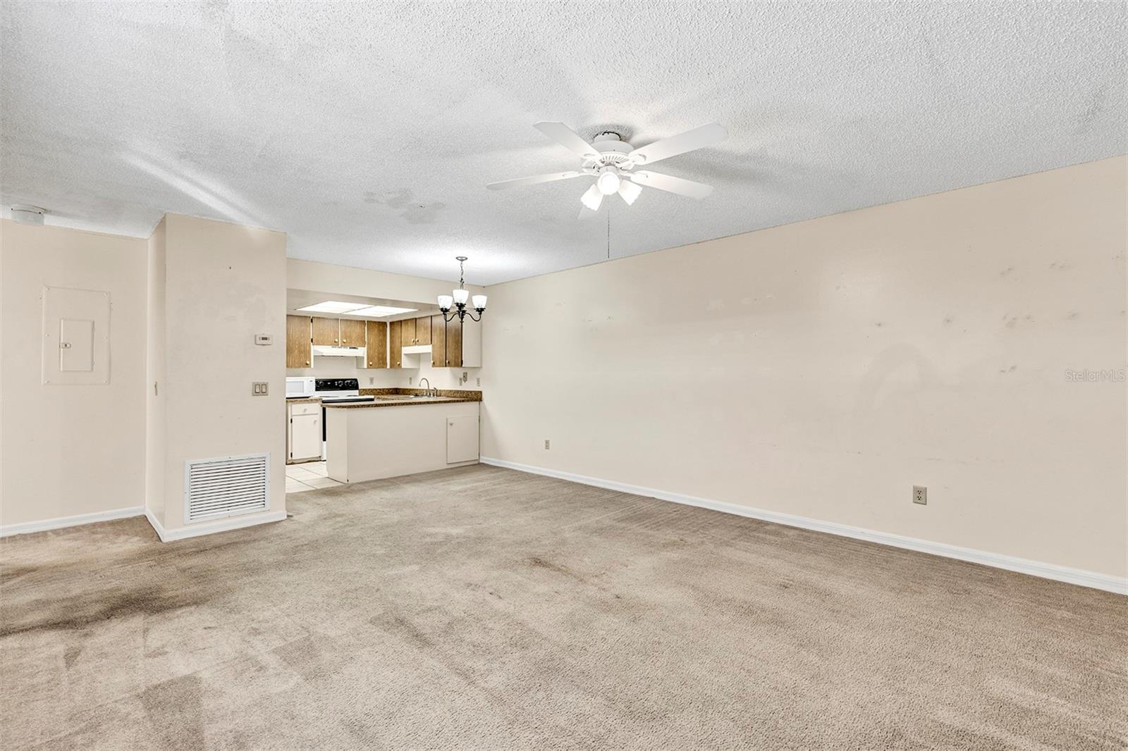 WINDTREE GARDENS PH 6 - Residential