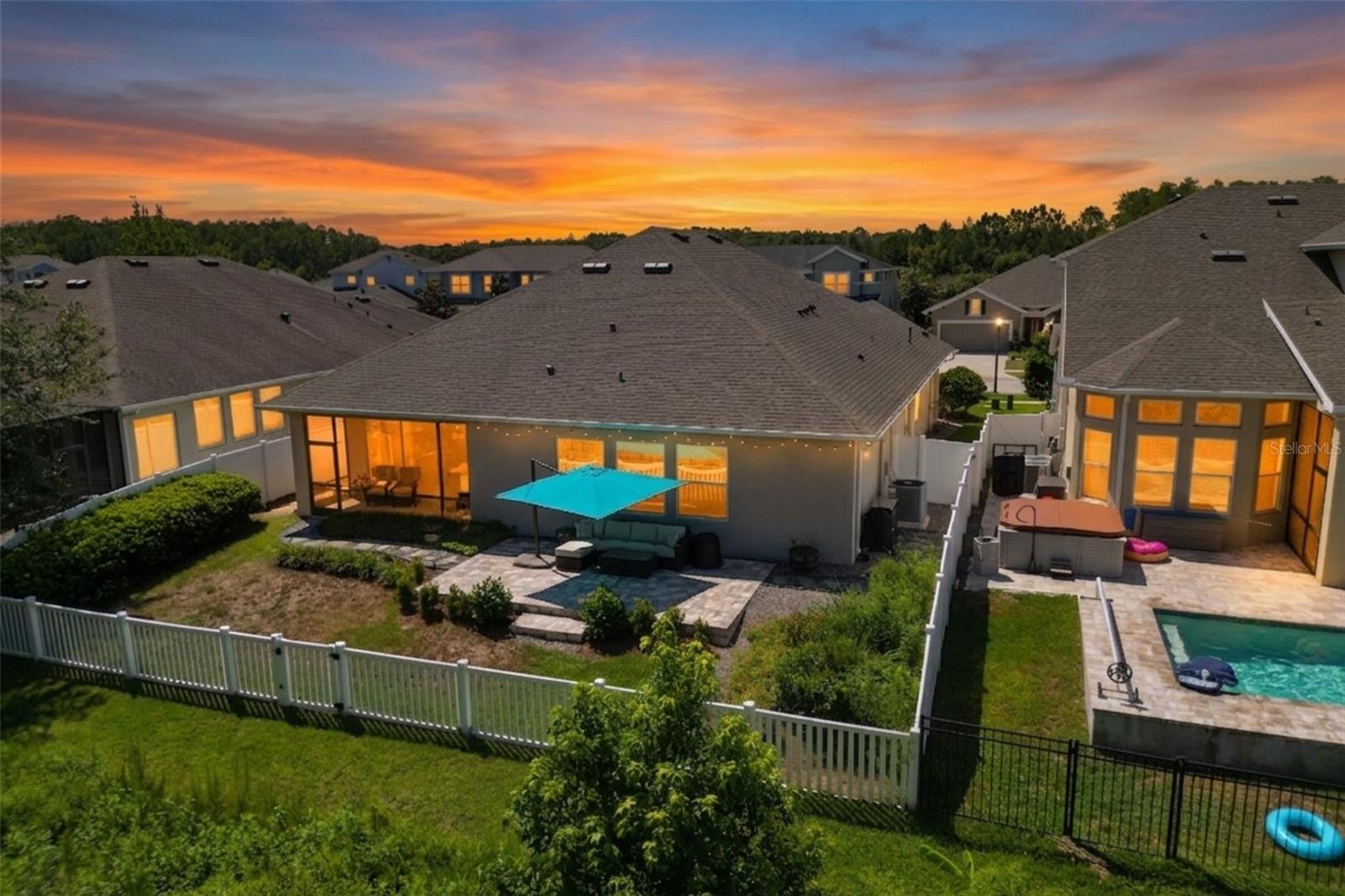 2902 LONG BOW WAY