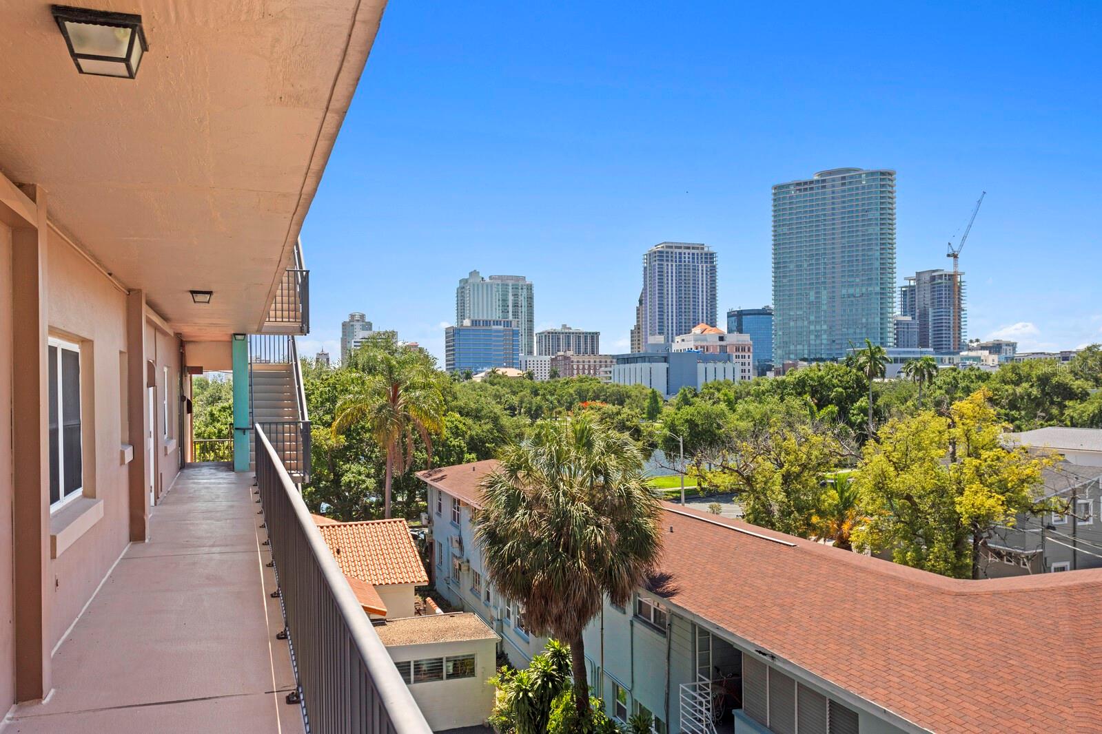 LAKE PALMS APTS CO-OP - Residential