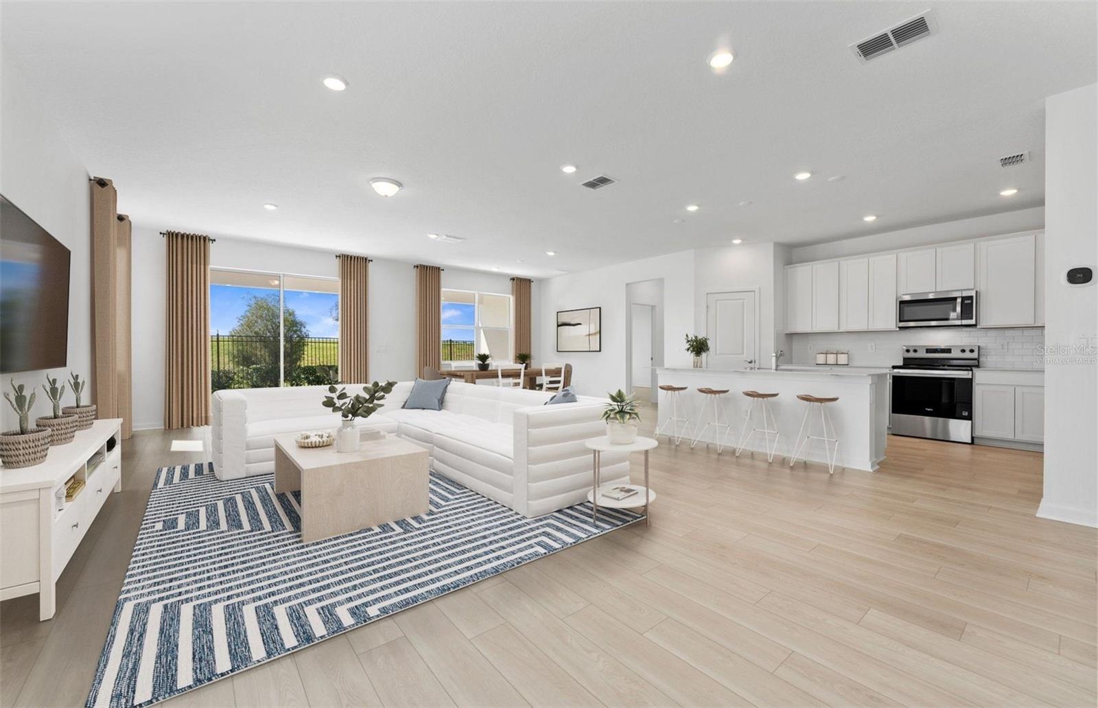 1293 LAKERIDGE WAY