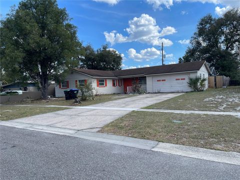 Photo of 4846 Betty Sue Terrace, Orlando, FL 32808 (MLS # O6384644)