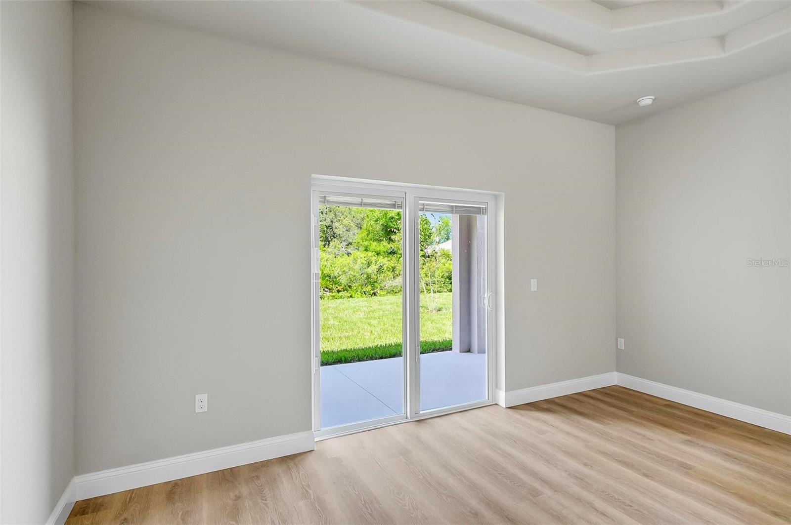 PALM COAST/EASTHAMPTON SEC 34 - Residential Lease