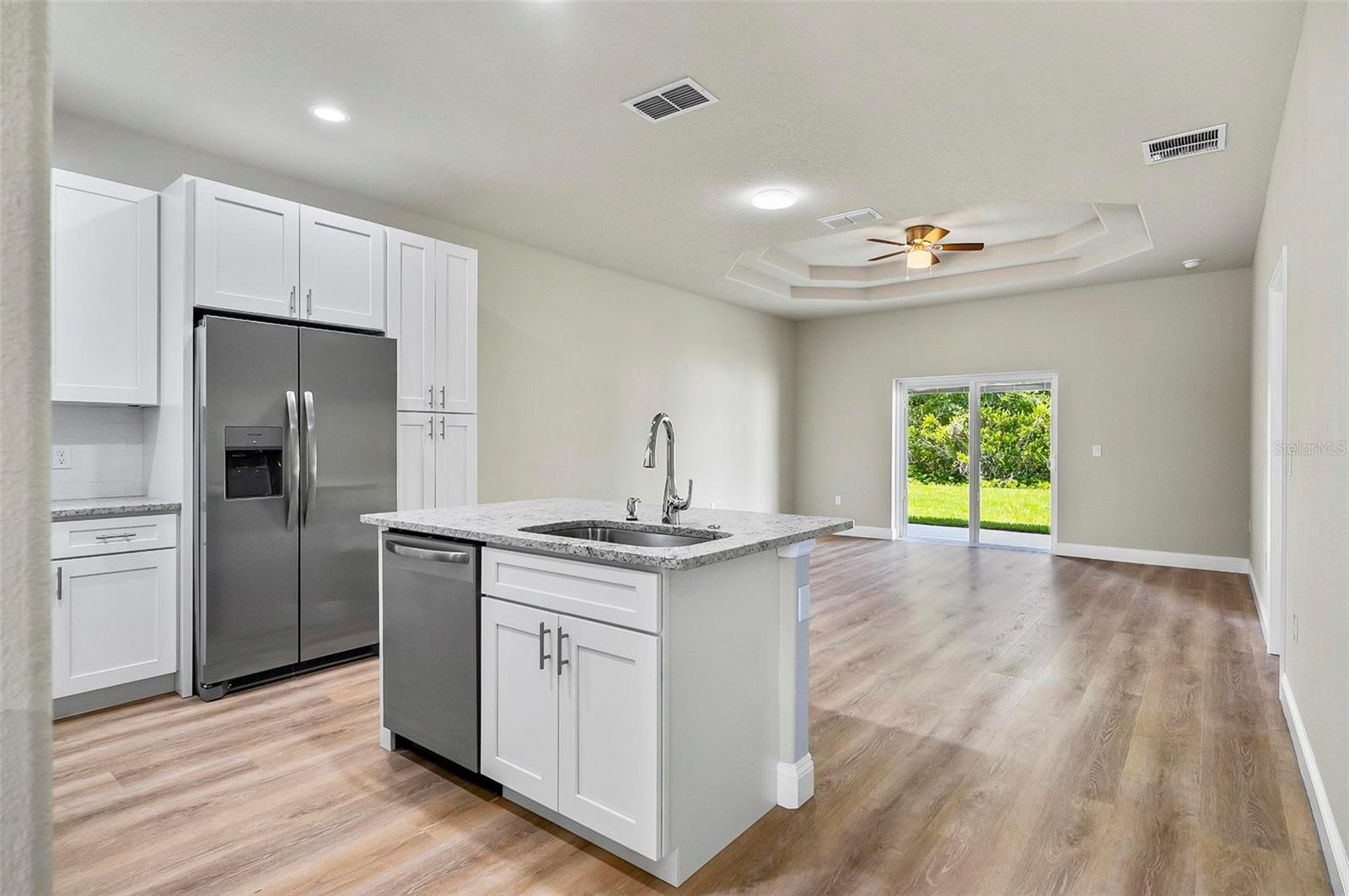 PALM COAST/EASTHAMPTON SEC 34 - Residential Lease