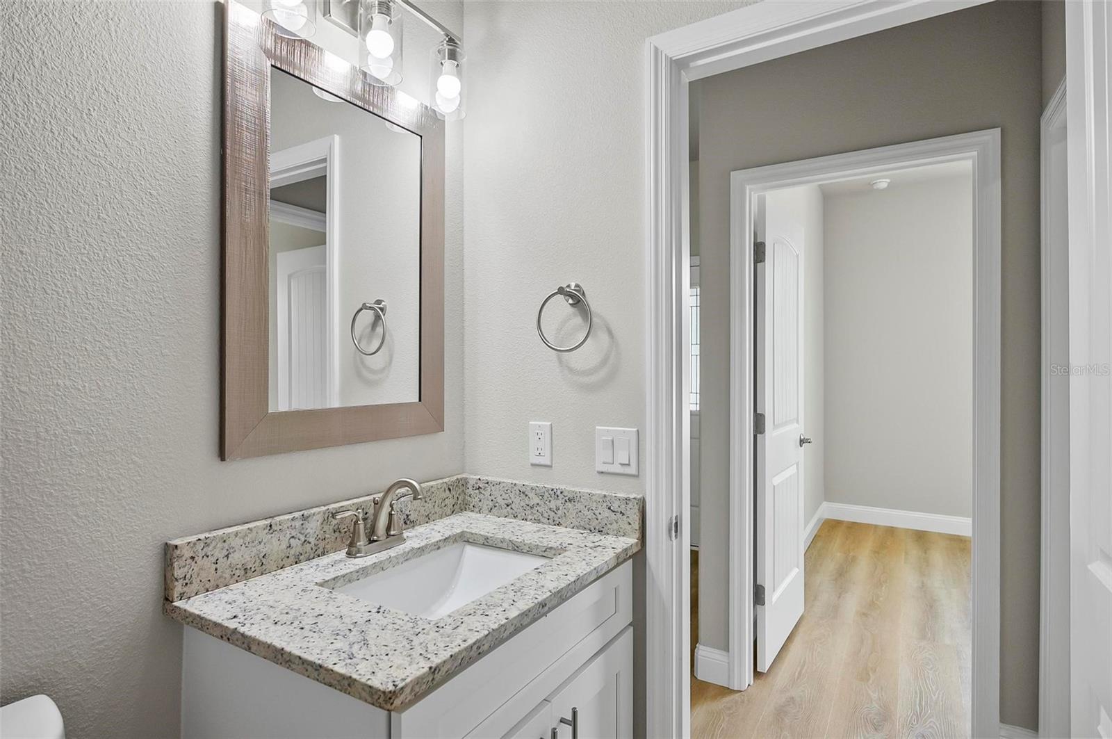 PALM COAST/EASTHAMPTON SEC 34 - Residential Lease