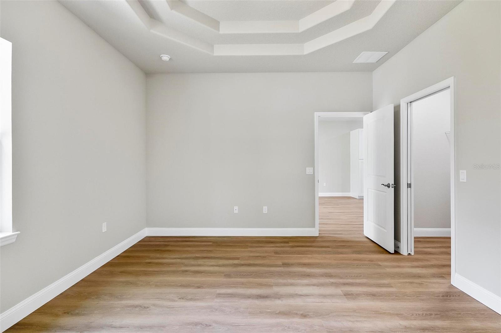 PALM COAST/EASTHAMPTON SEC 34 - Residential Lease