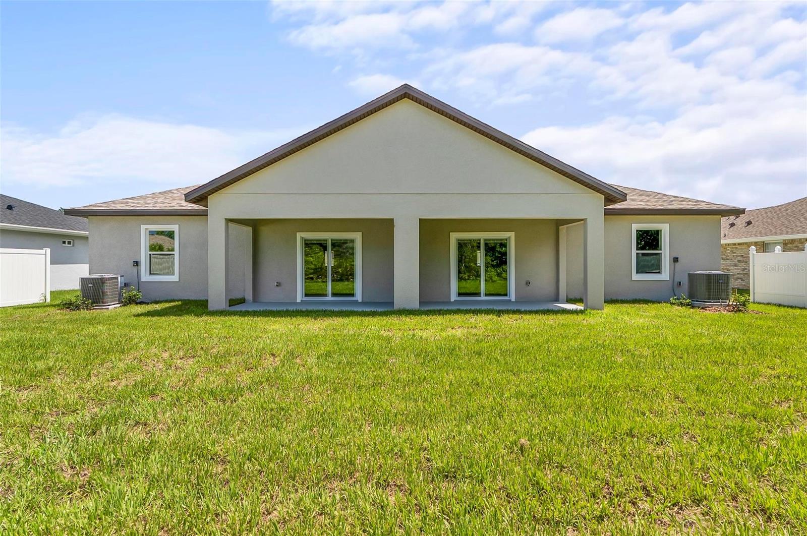 PALM COAST/EASTHAMPTON SEC 34 - Residential Lease