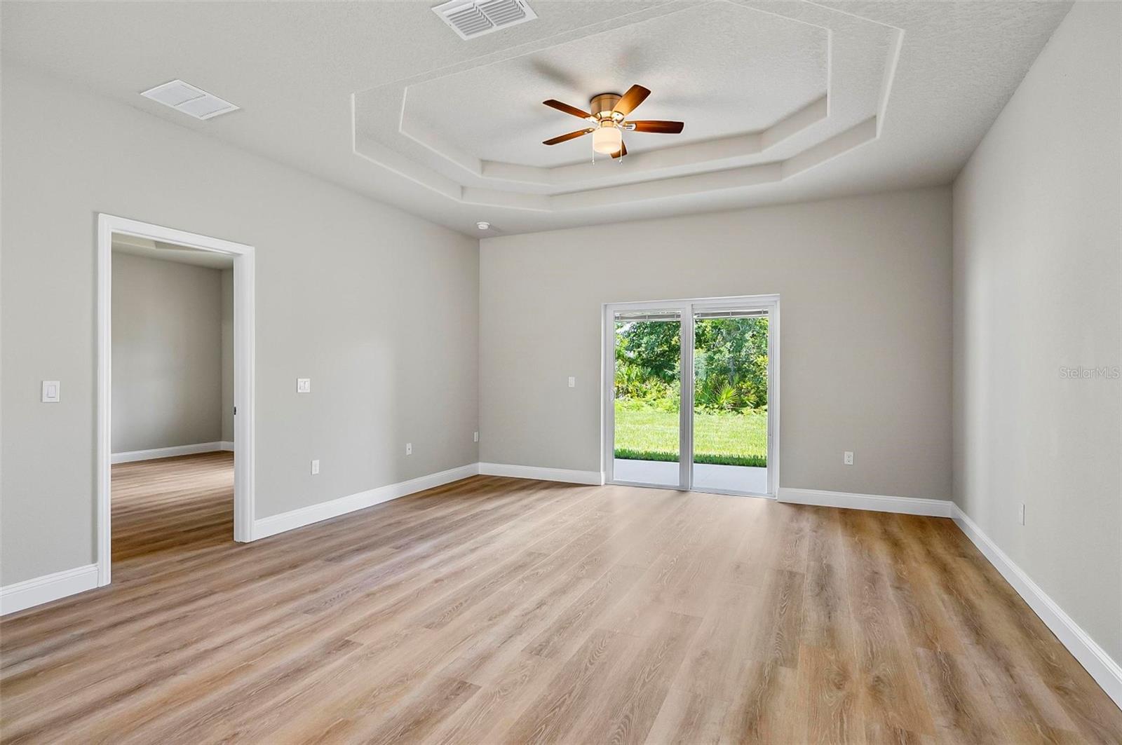 PALM COAST/EASTHAMPTON SEC 34 - Residential Lease