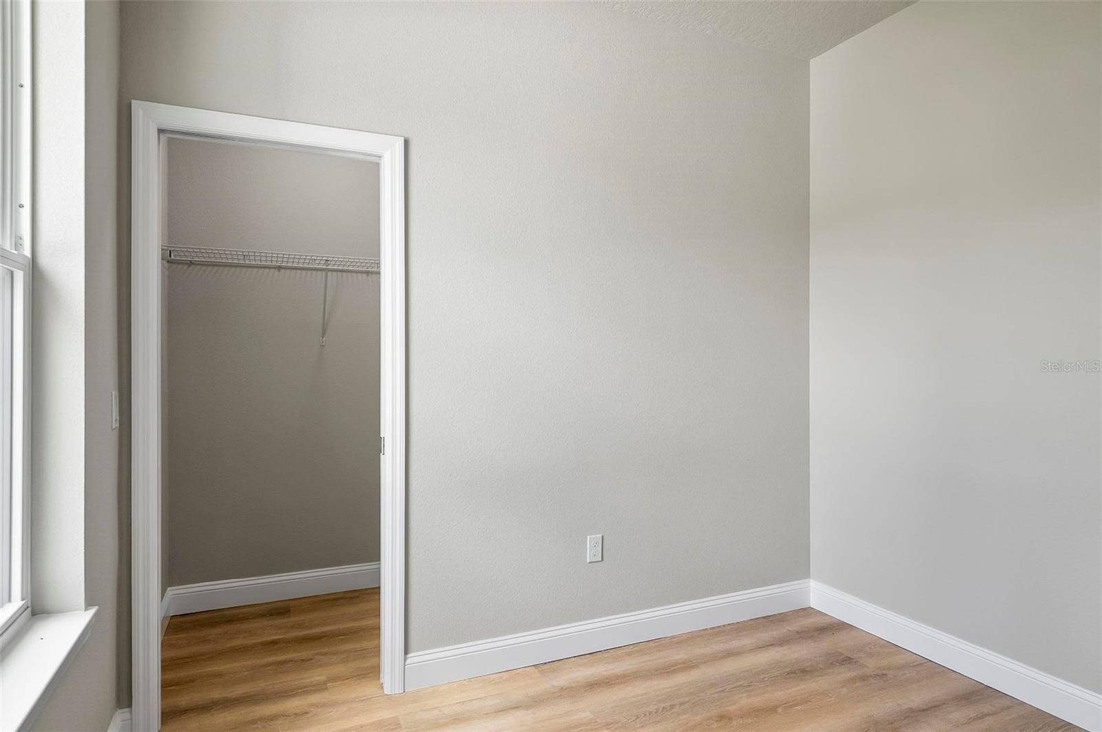 PALM COAST/EASTHAMPTON SEC 34 - Residential Lease