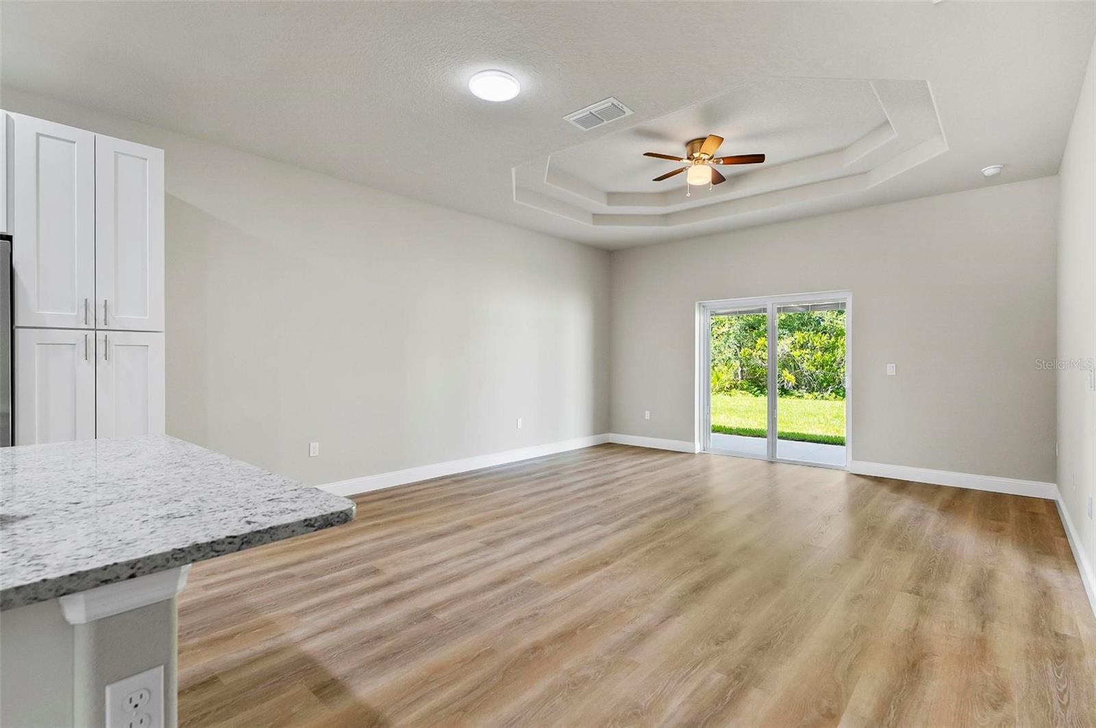 PALM COAST/EASTHAMPTON SEC 34 - Residential Lease