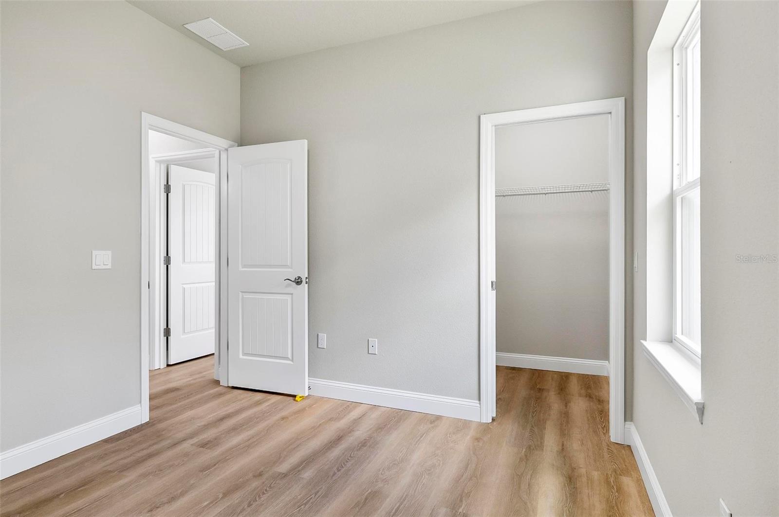 PALM COAST/EASTHAMPTON SEC 34 - Residential Lease