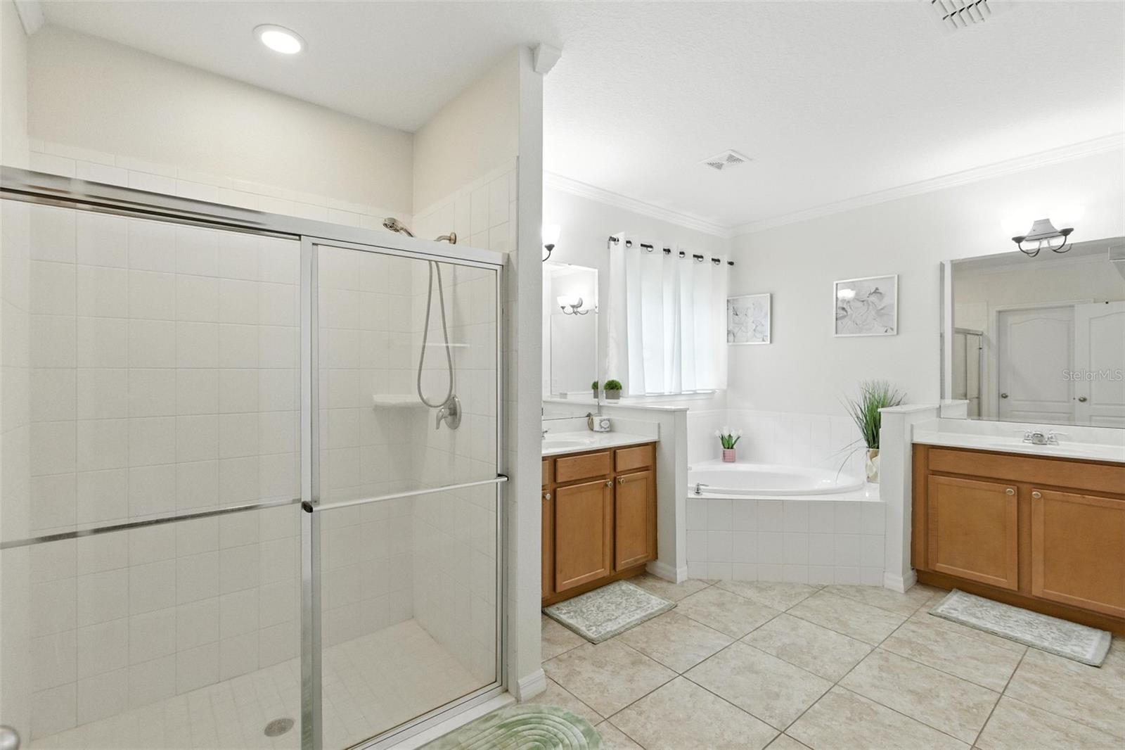 OAK BEND - Residential
