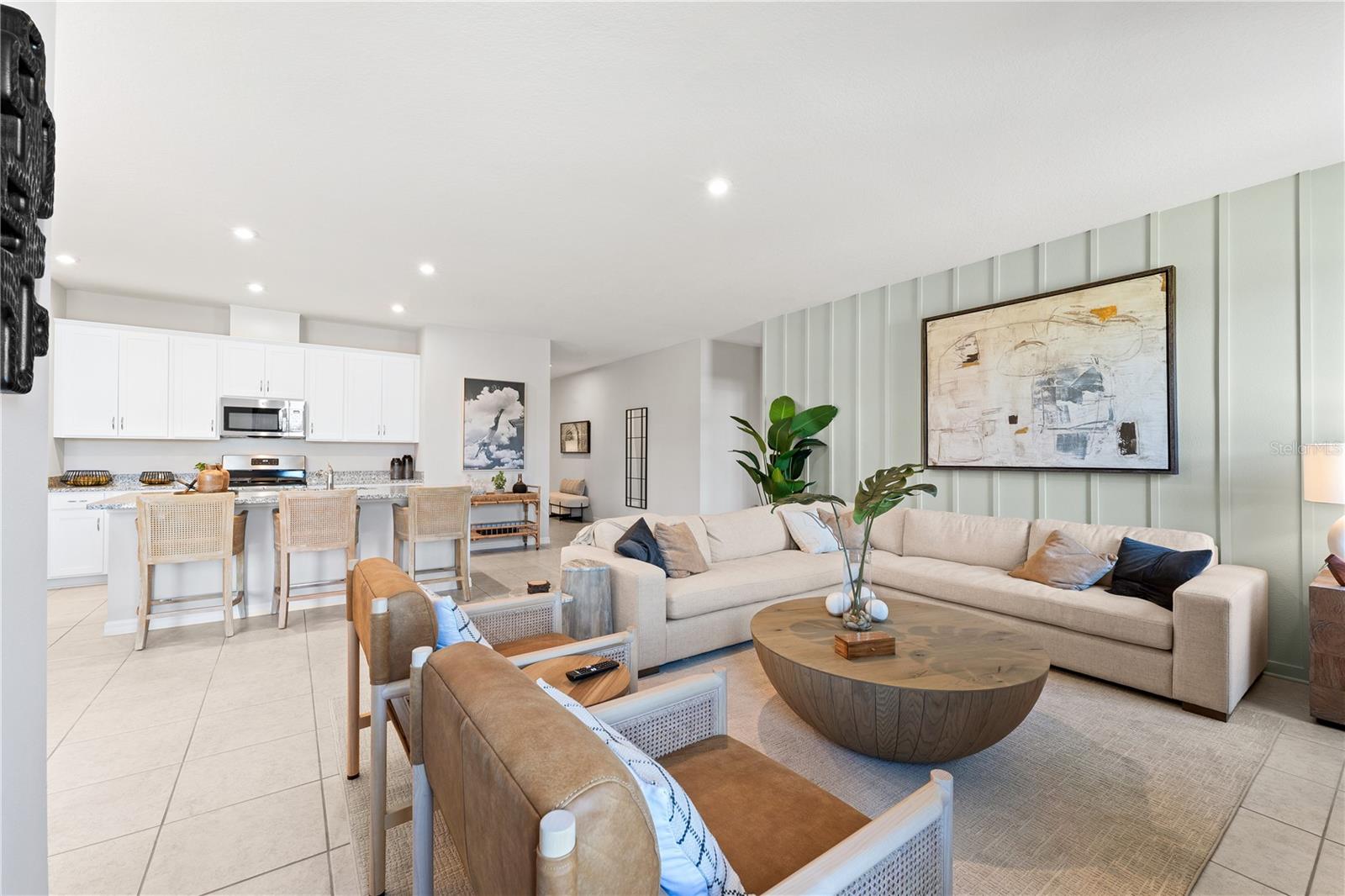 SUNSET LAKES ESTATES - Residential