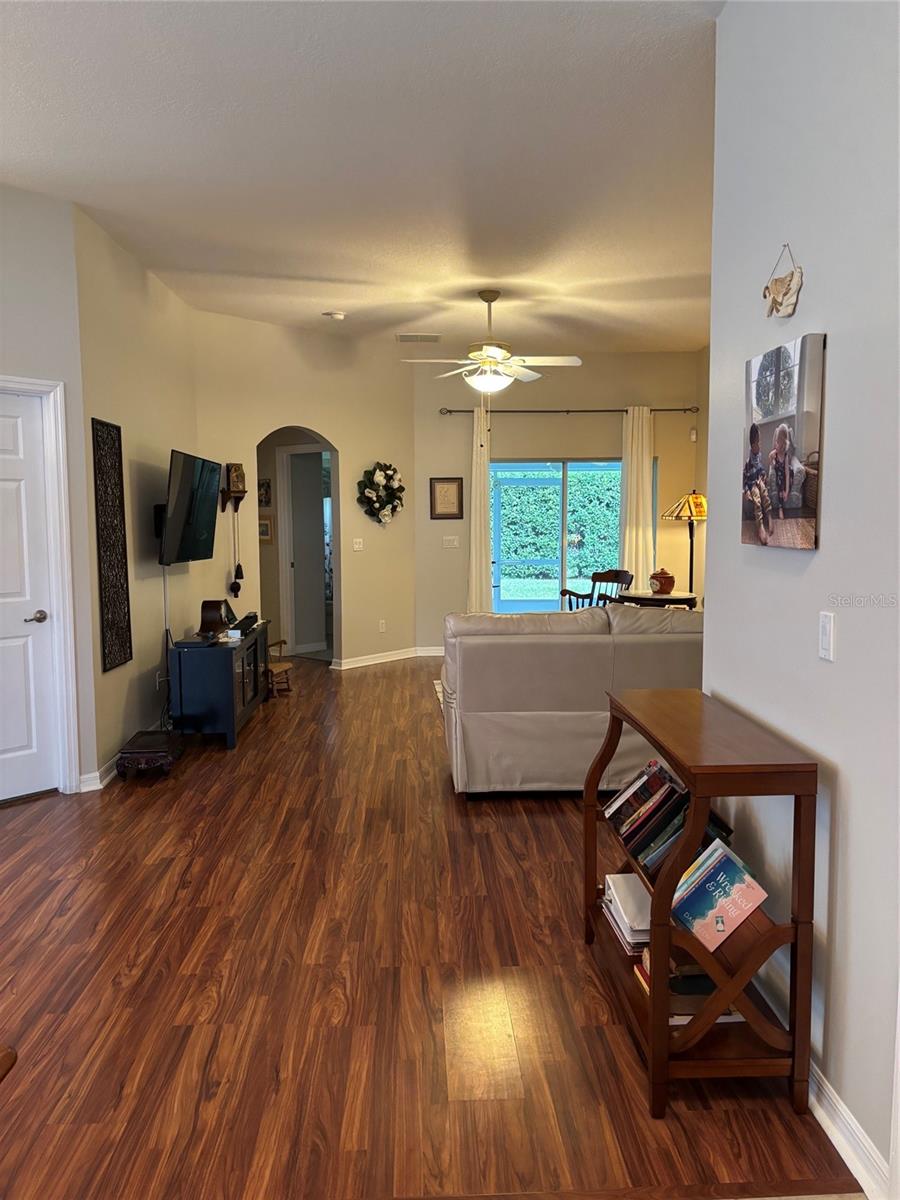 4040 CARTERET