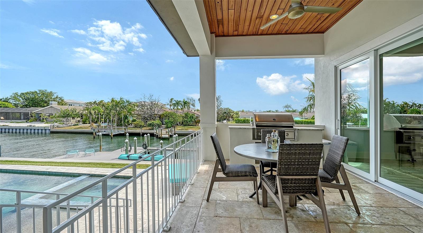 COUNTRY CLUB SHORES SEC 02 - Residential