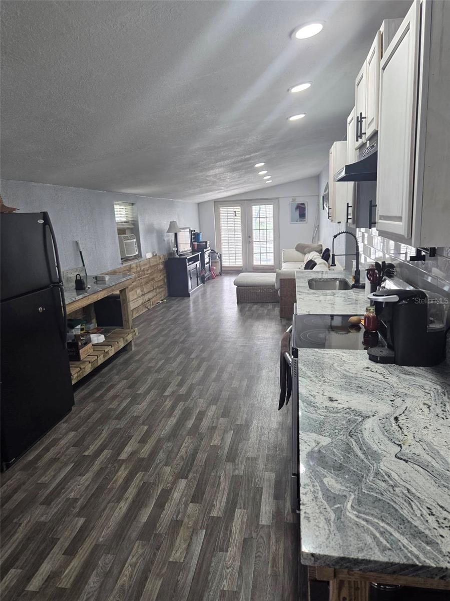 VISTA DEL MAR - Residential