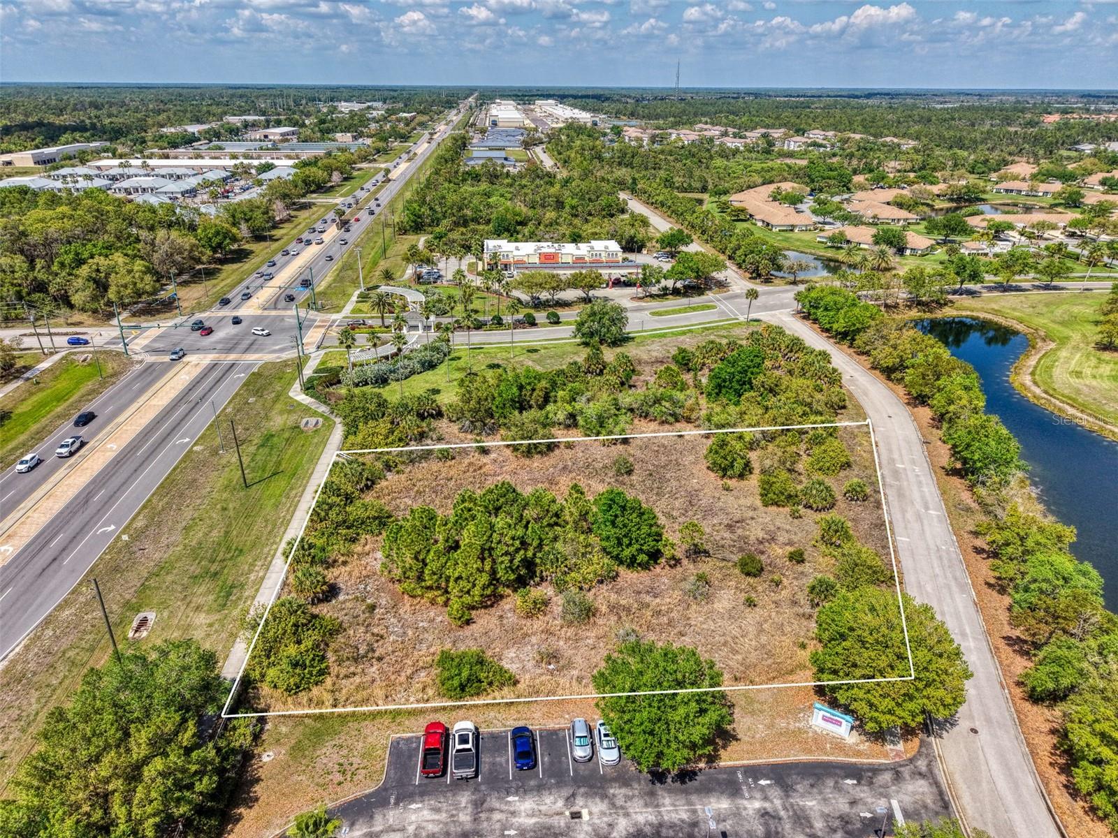 LAKESIDE MARKETPLACE - Land