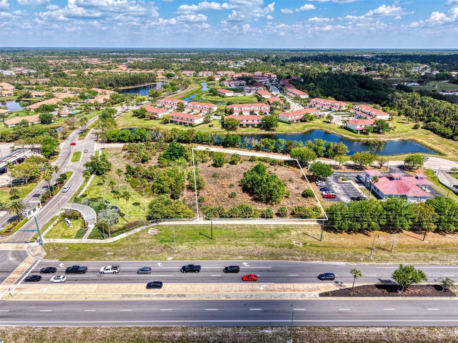 LAKESIDE MARKETPLACE - Land