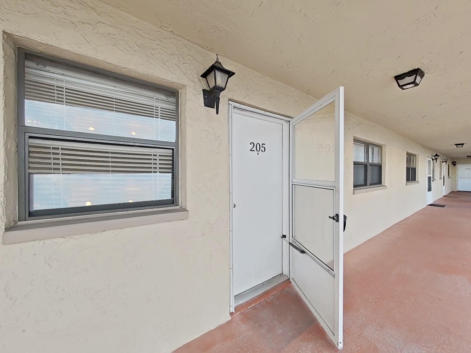 BAY SHORES YACHT & TENNIS CLUB - Residential