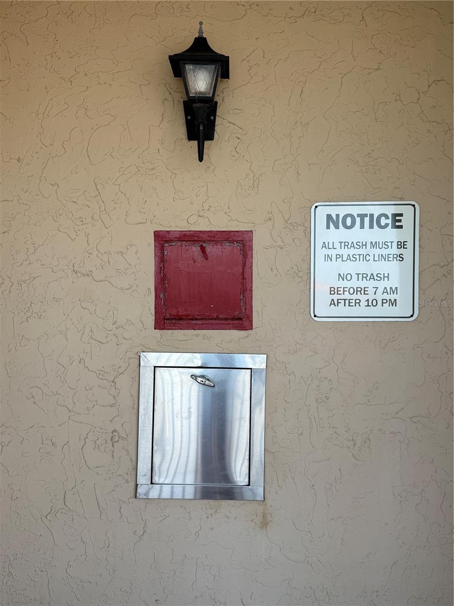 BAY SHORES YACHT & TENNIS CLUB - Residential