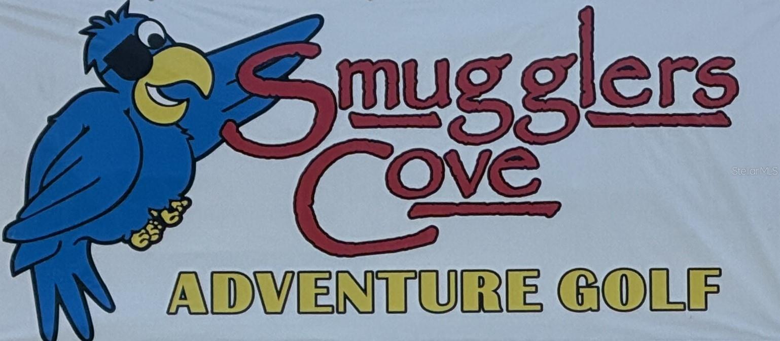 BAY SHORES YACHT & TENNIS CLUB - Residential