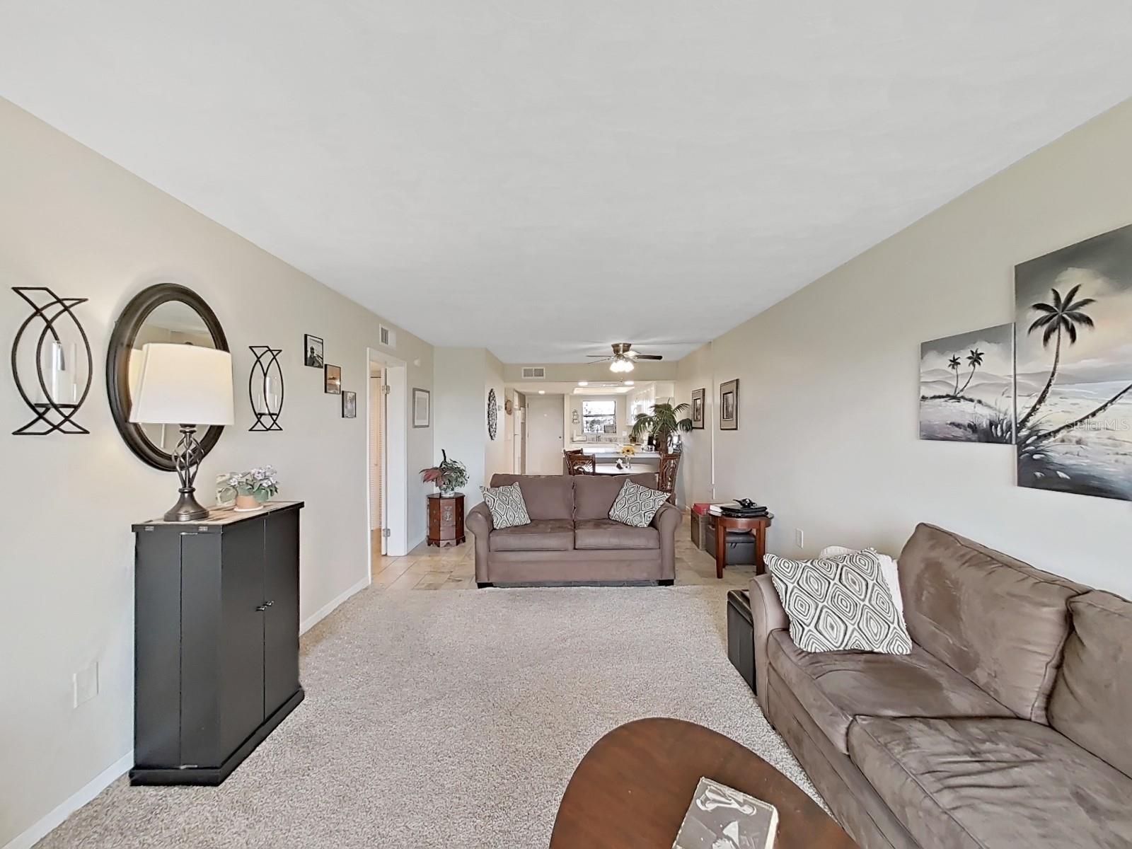 BAY SHORES YACHT & TENNIS CLUB - Residential