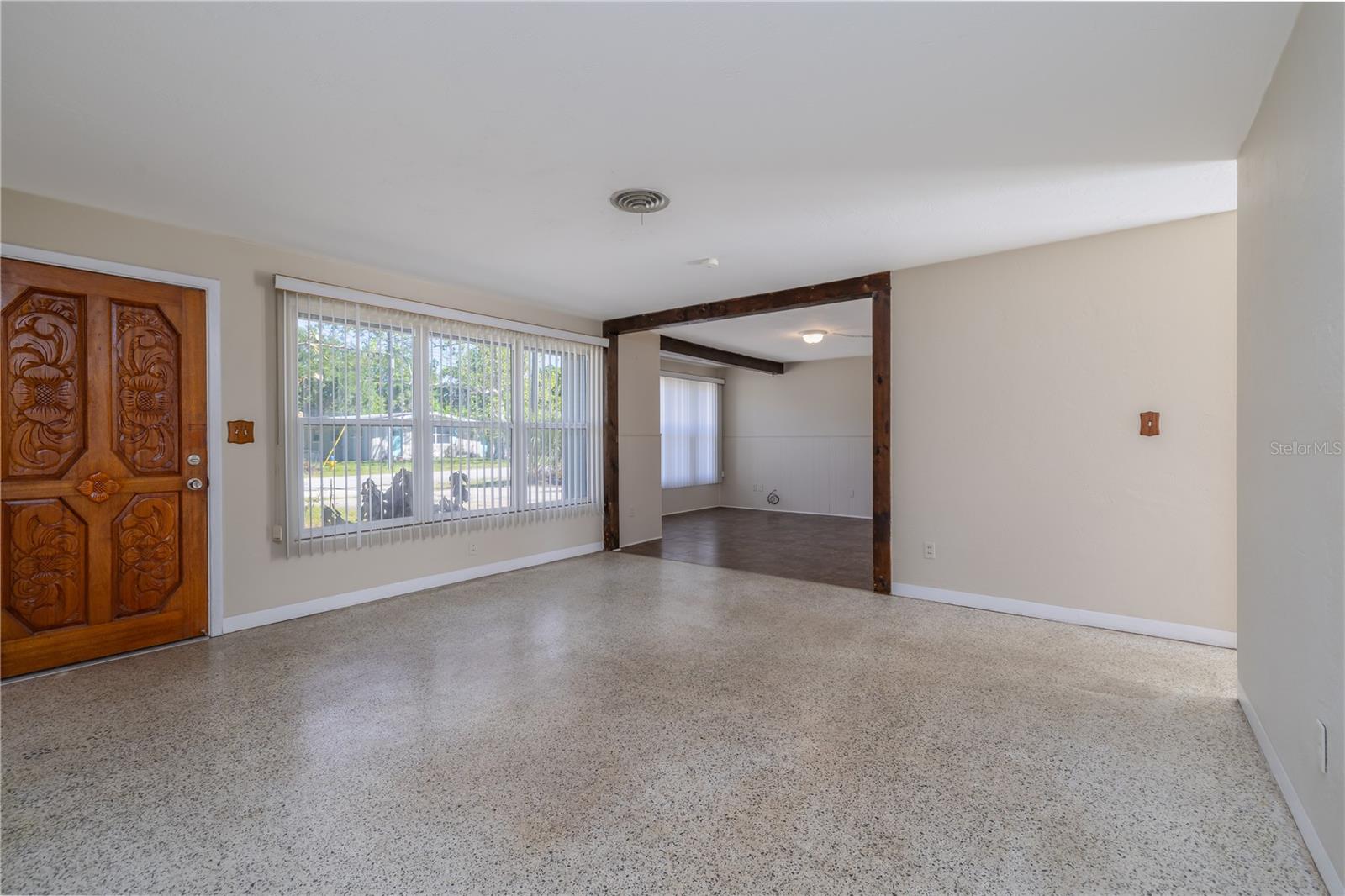 ELLISON HOMES ROYAL - Residential