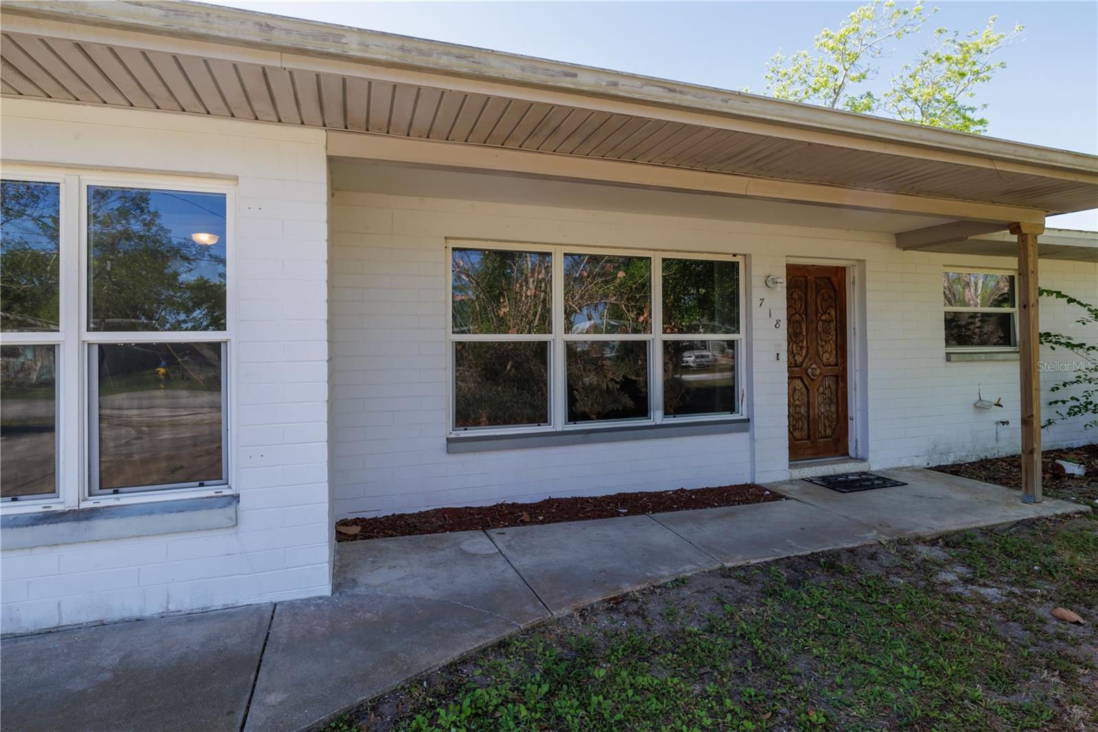 ELLISON HOMES ROYAL - Residential