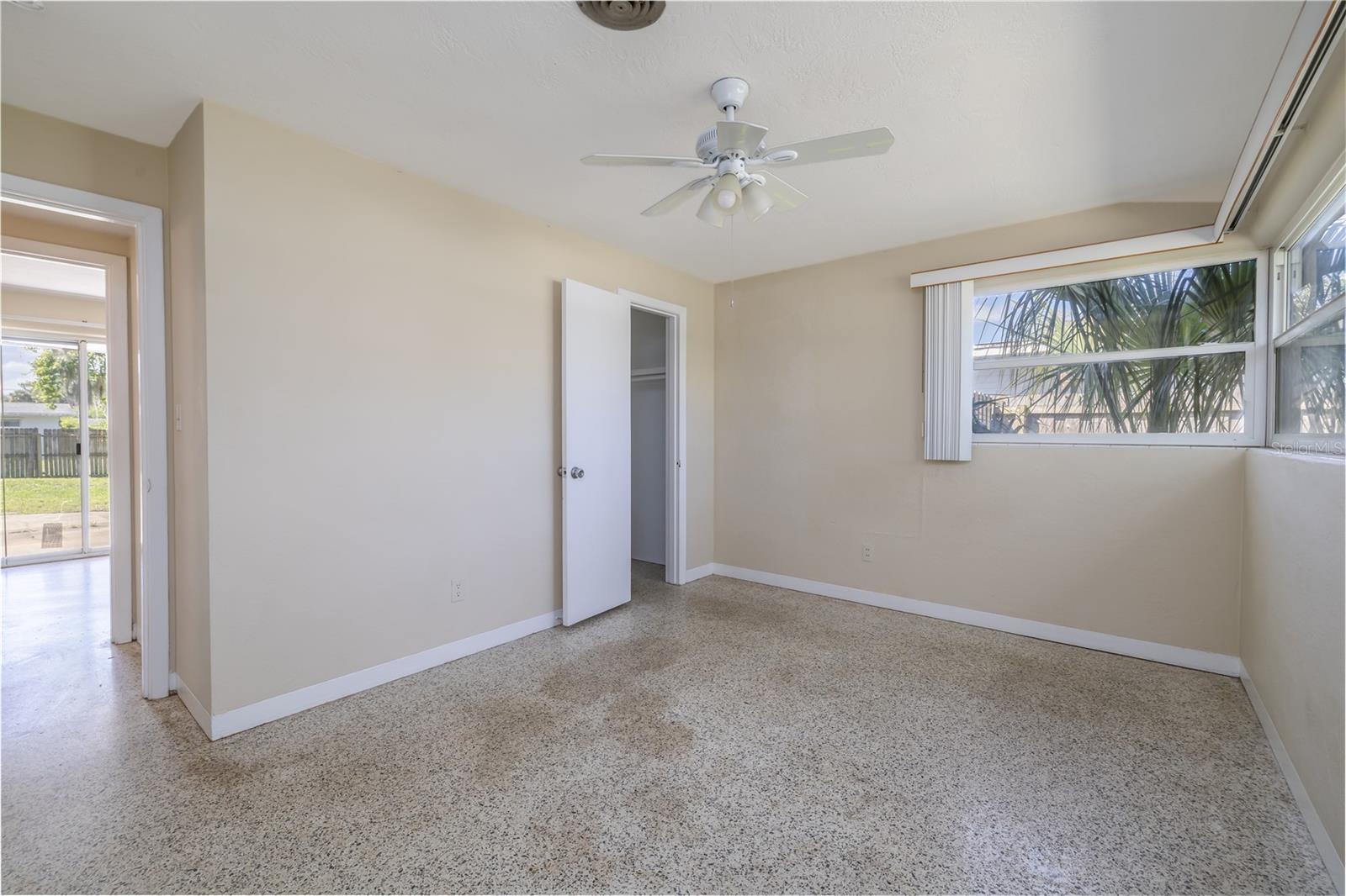 ELLISON HOMES ROYAL - Residential