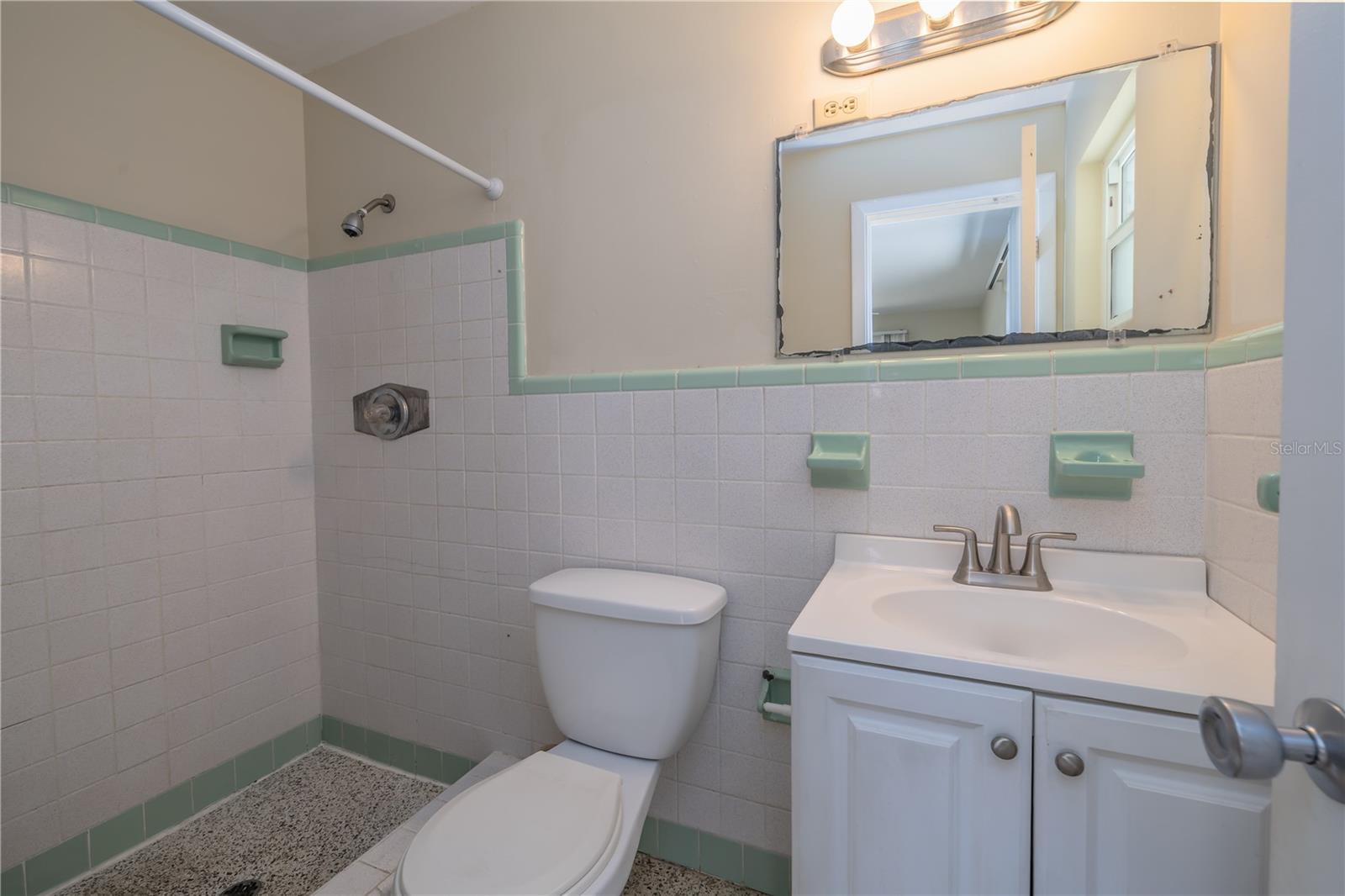 ELLISON HOMES ROYAL - Residential