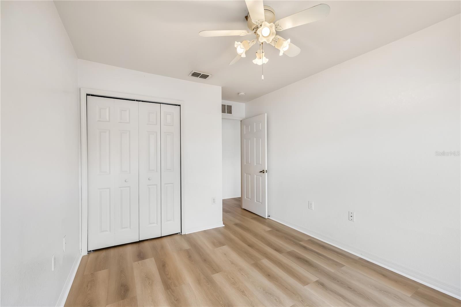 PALM POINTE I CONDO PH I - Residential