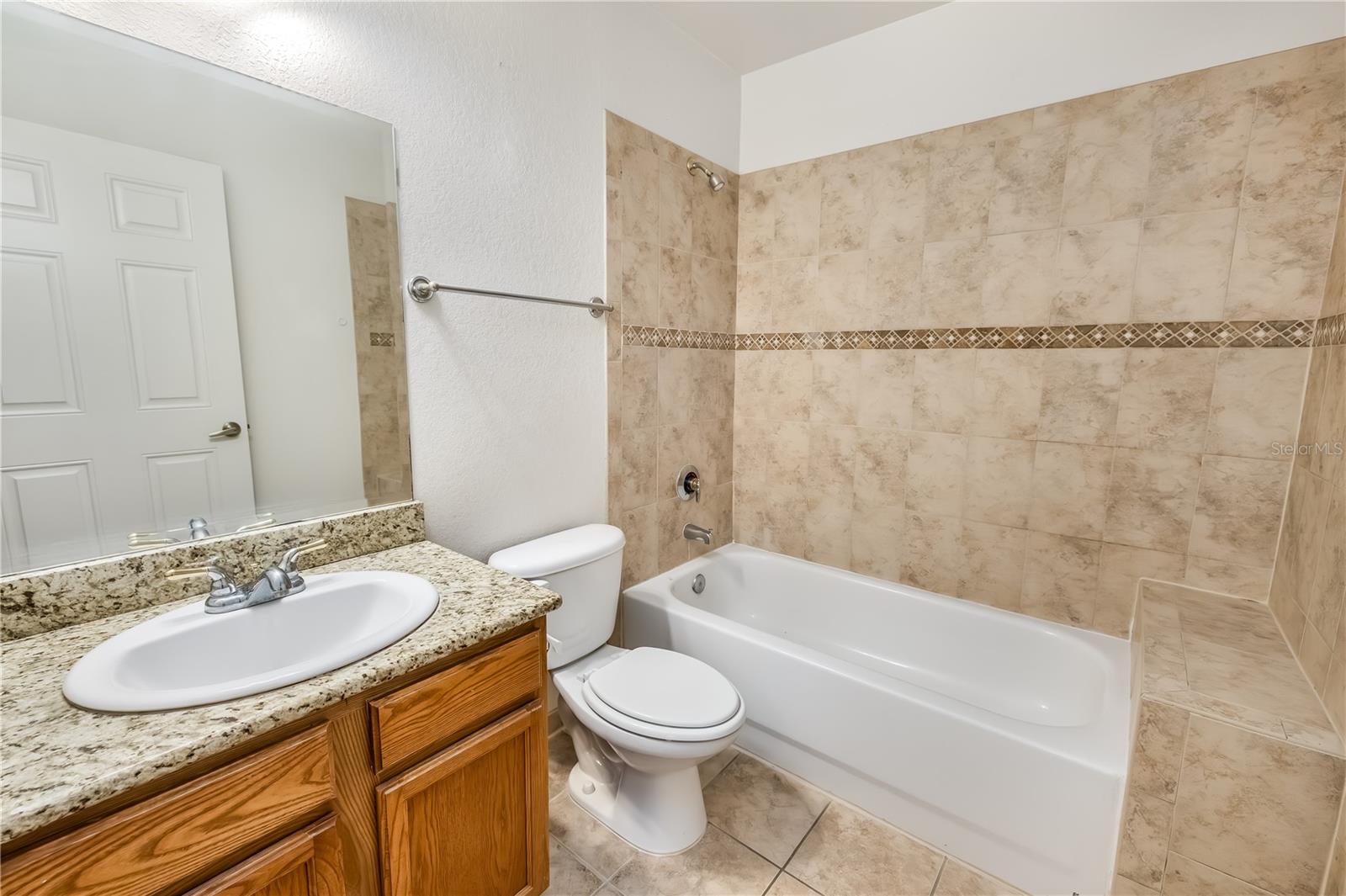 PALM POINTE I CONDO PH I - Residential